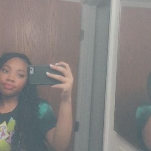 Meet your Posher, Onnie